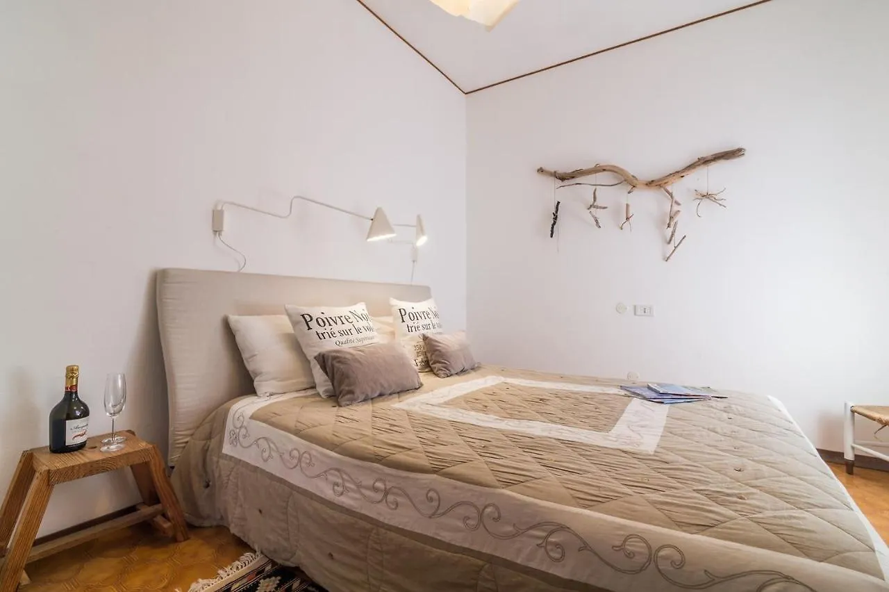 Holiday Home In Cala Gonone 26503 Itálie